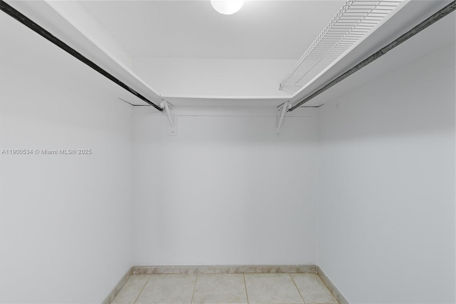 Photo of 1833 Ocean Dr  #1809, Hallandale Beach, Florida, 33009 - 