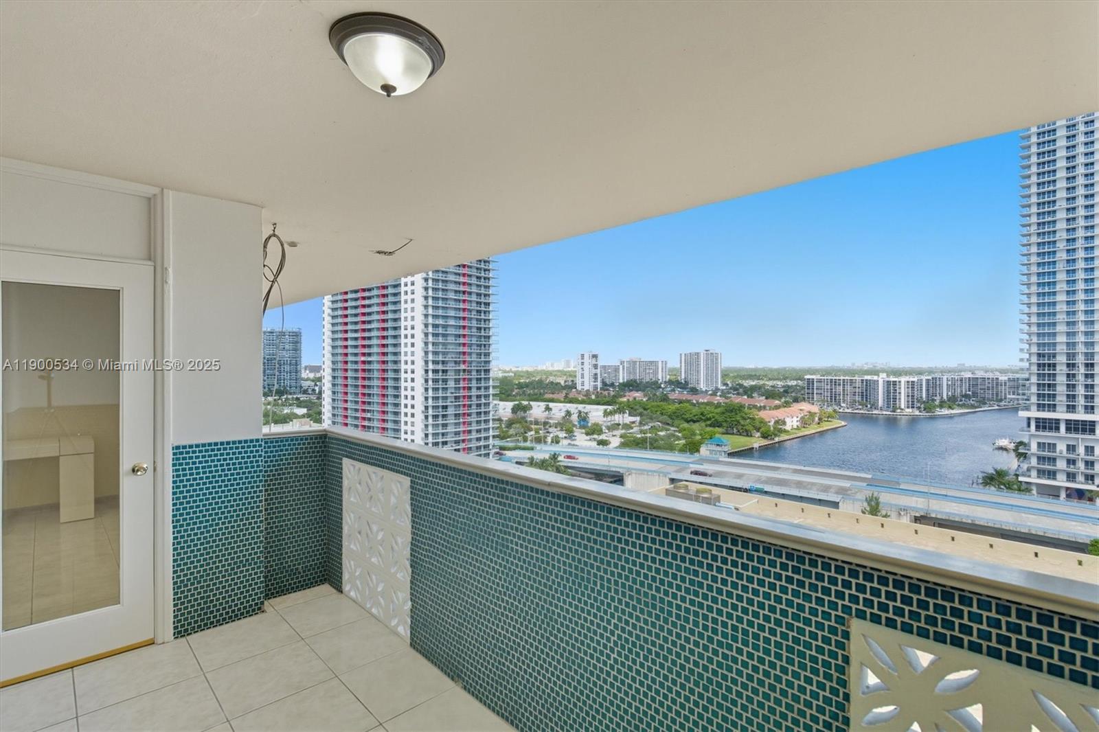 Photo of 1833 Ocean Dr  #1809, Hallandale Beach, Florida, 33009 - 