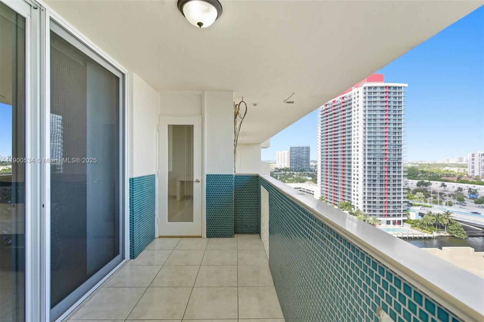 Photo of 1833 Ocean Dr  #1809, Hallandale Beach, Florida, 33009 - 