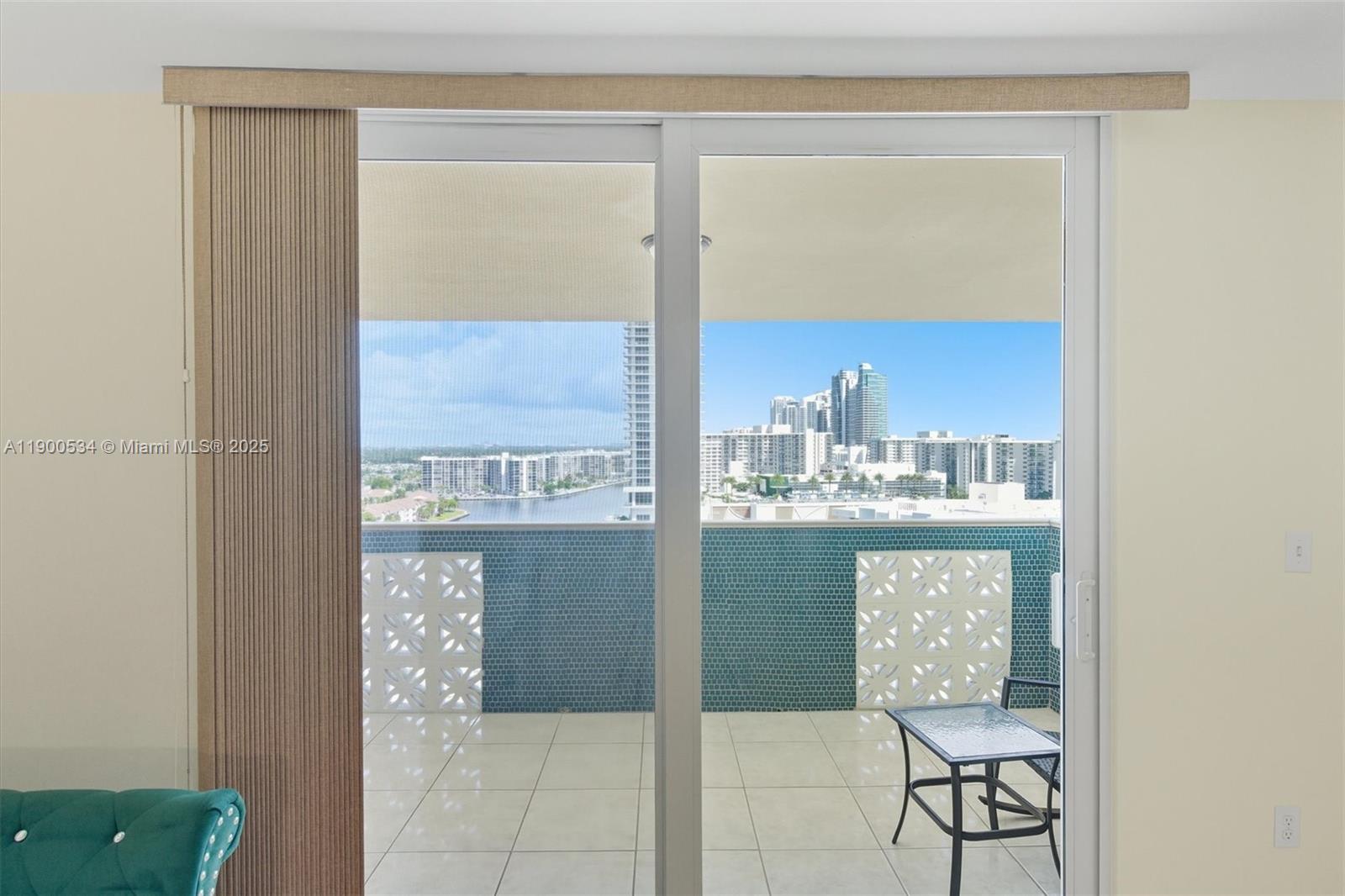 Photo of 1833 Ocean Dr  #1809, Hallandale Beach, Florida, 33009 - 