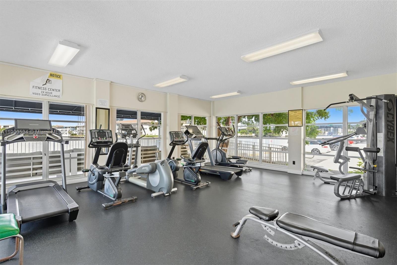 Photo of 1833 Ocean Dr  #1809, Hallandale Beach, Florida, 33009 - 