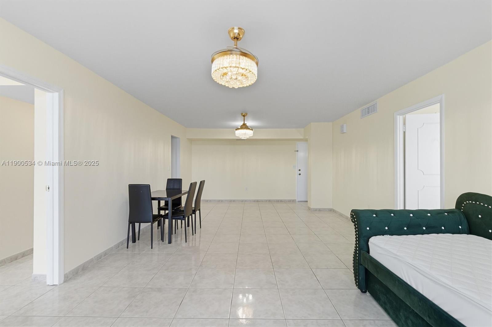 Photo of 1833 Ocean Dr #1809, Hallandale Beach, Florida, 33009 -