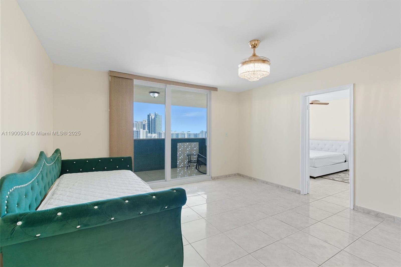 Photo of 1833 Ocean Dr  #1809, Hallandale Beach, Florida, 33009 - 