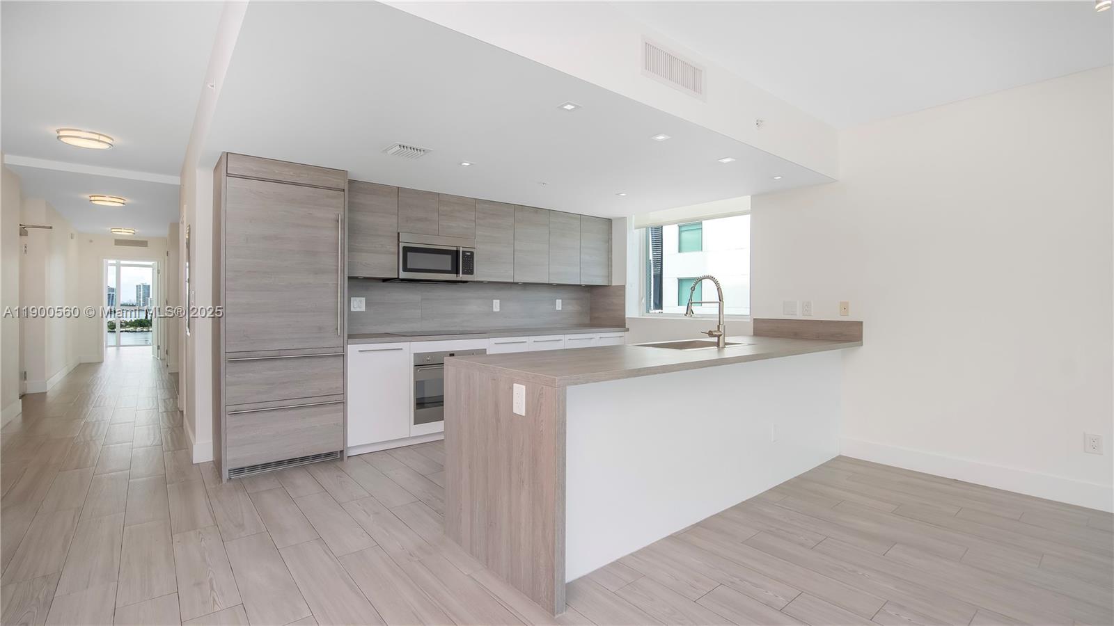 Photo of 400 Sunny Isles Blvd  #1108, Sunny Isles Beach, Florida, 33160 - 