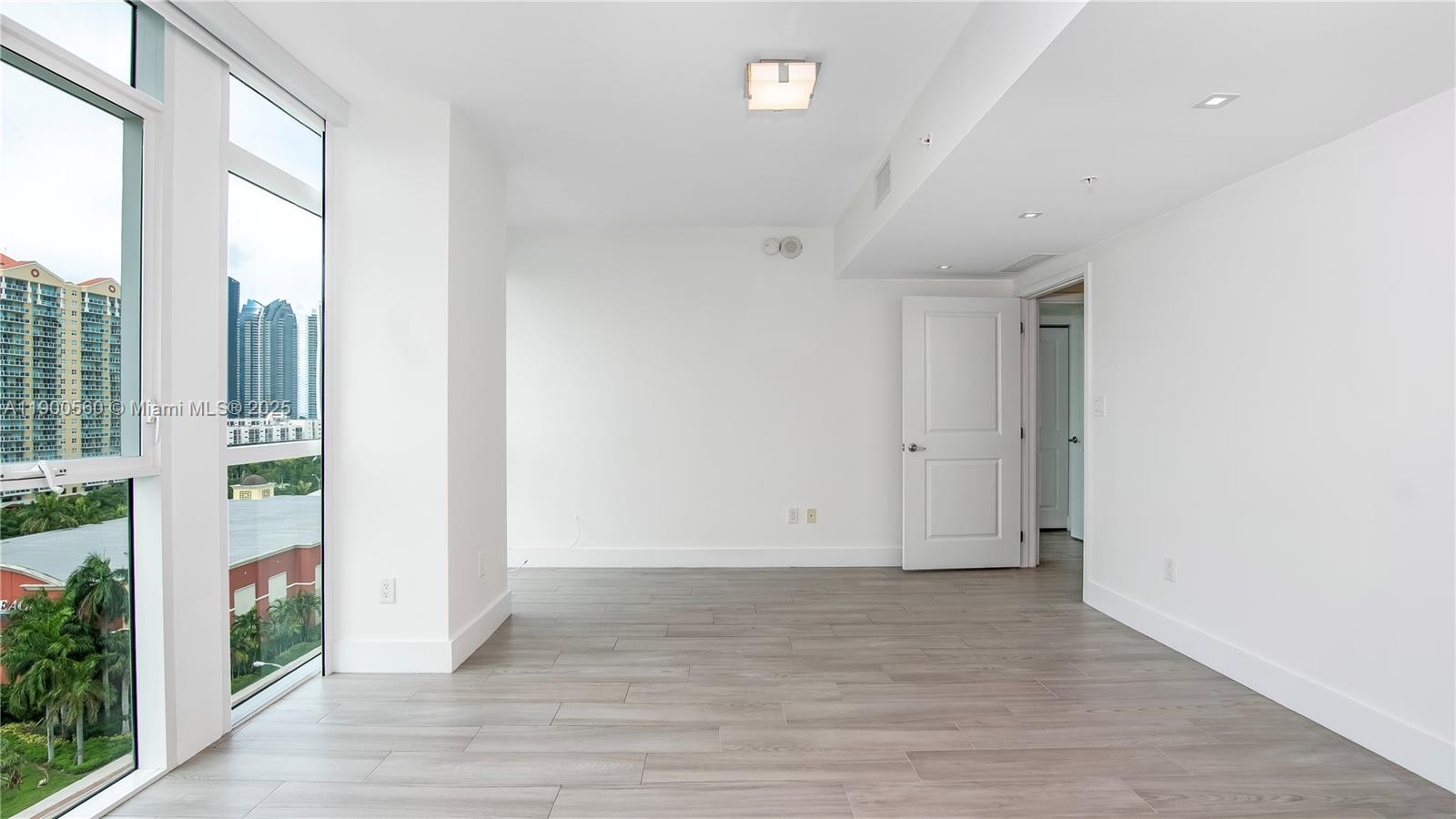 Photo of 400 Sunny Isles Blvd  #1108, Sunny Isles Beach, Florida, 33160 - 