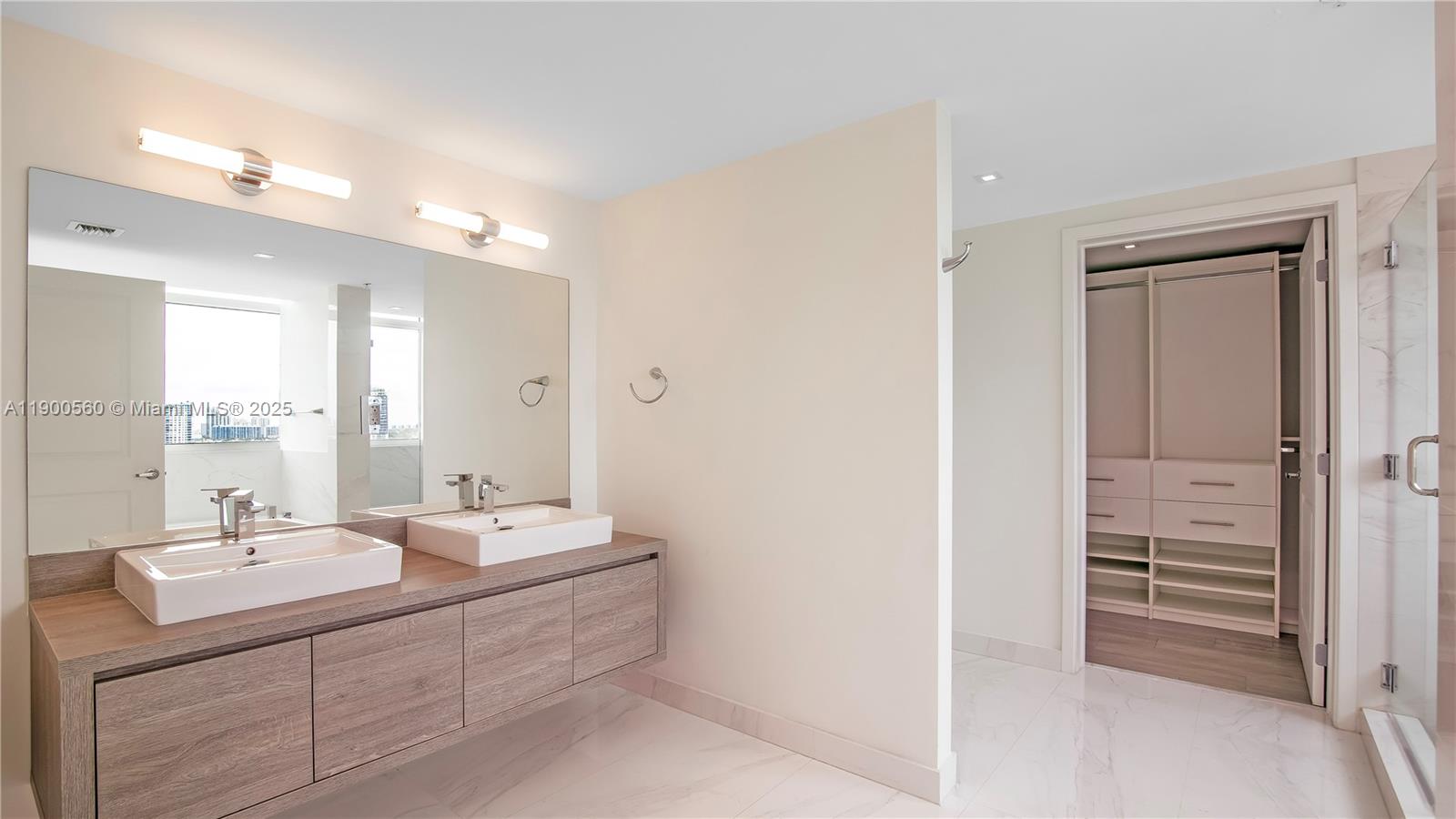 Photo of 400 Sunny Isles Blvd  #1108, Sunny Isles Beach, Florida, 33160 - 