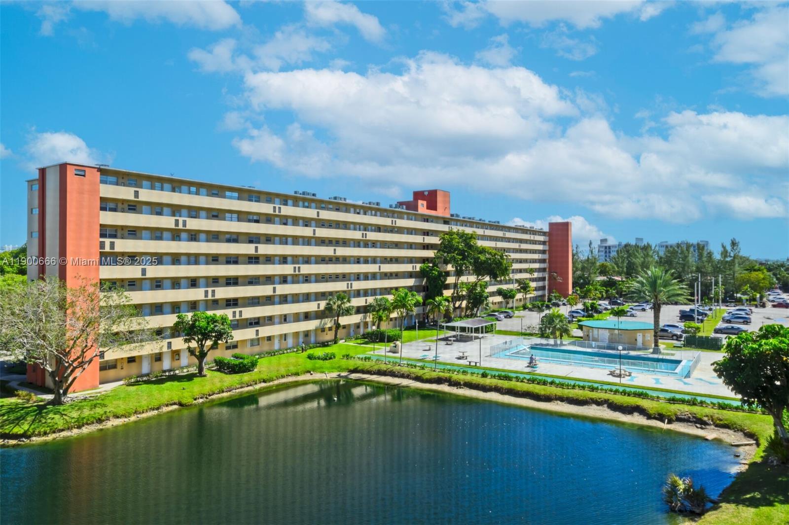 508-1 1 / 2 1036 sq. ft. $ 2025-10-22 0 Photo