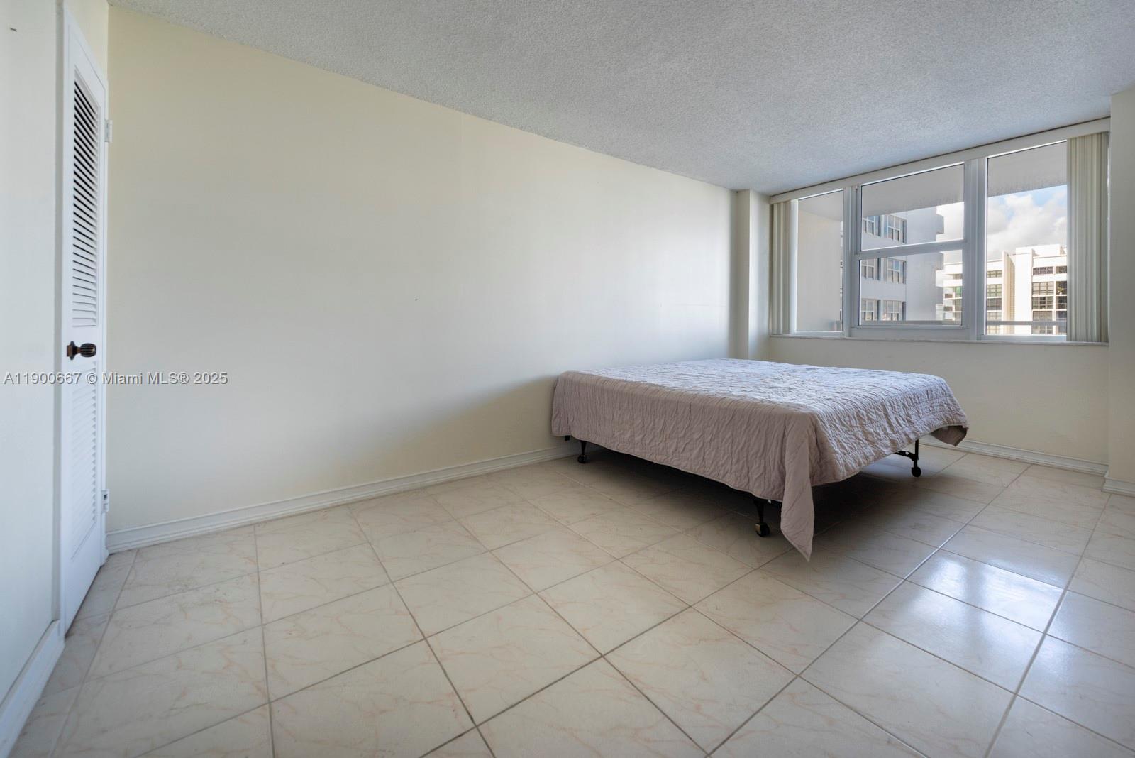 Photo of 2030 Ocean Dr #1002, Hallandale Beach, Florida, 33009 -