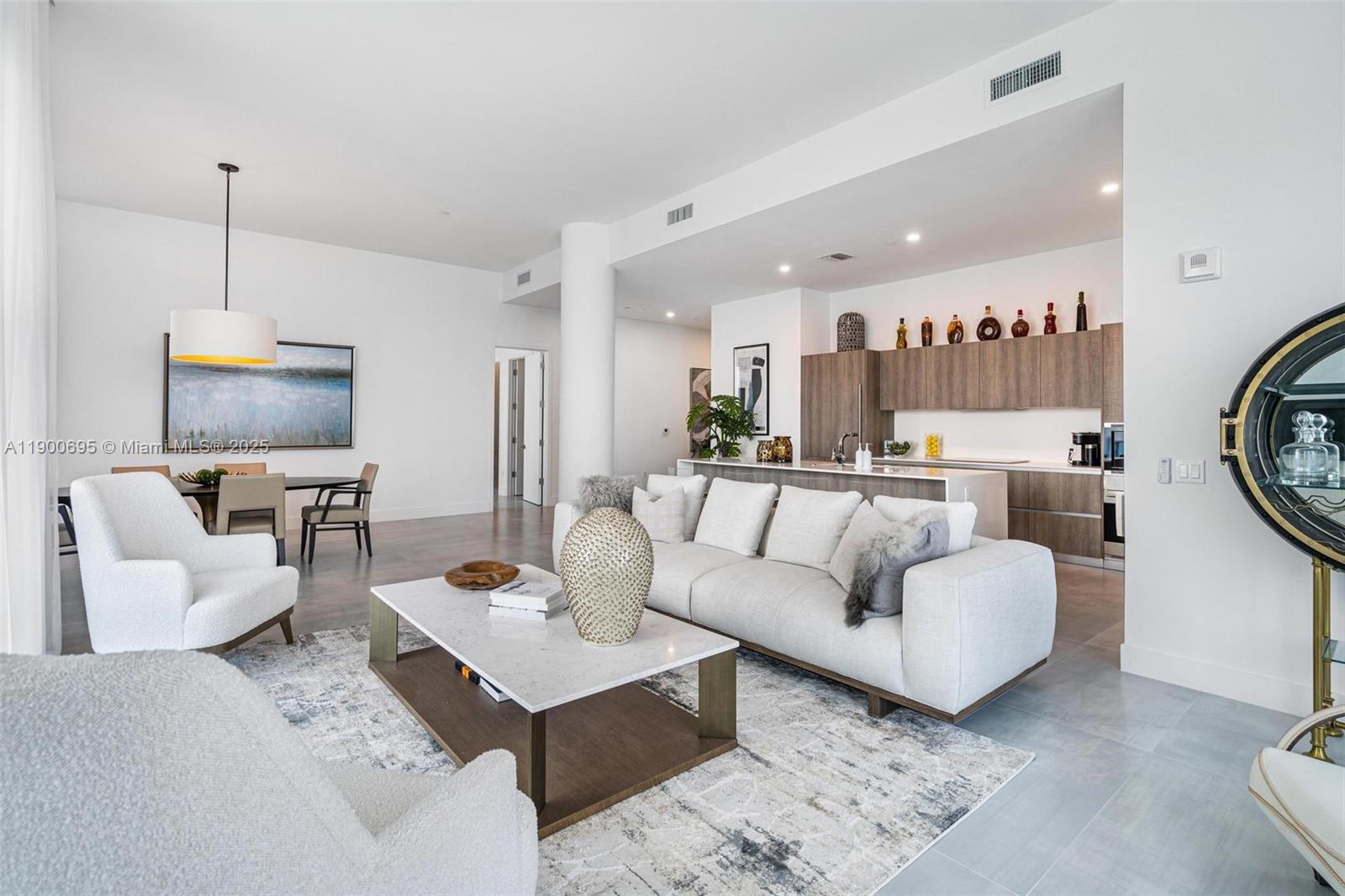 PH1 3 / 4 2767 sq. ft. $ 2025-10-22 0 foto