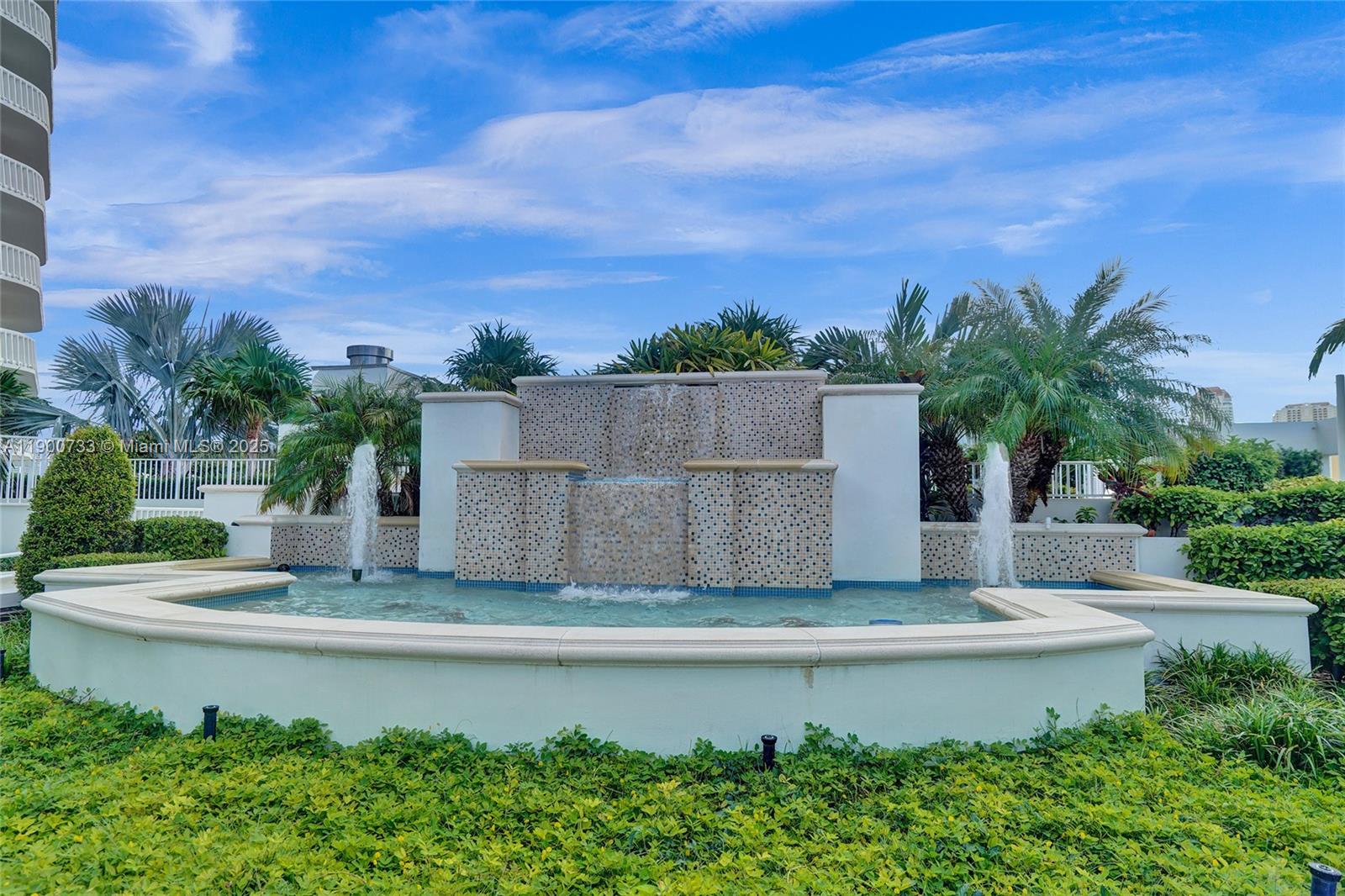 See details 1106 2 / 3 2154 sq. ft. $ 2025-10-22 0 Photo