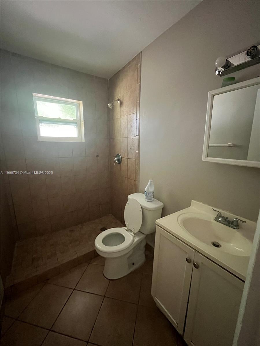See details   /   sq. ft. $ 2025-10-22 0 Photo