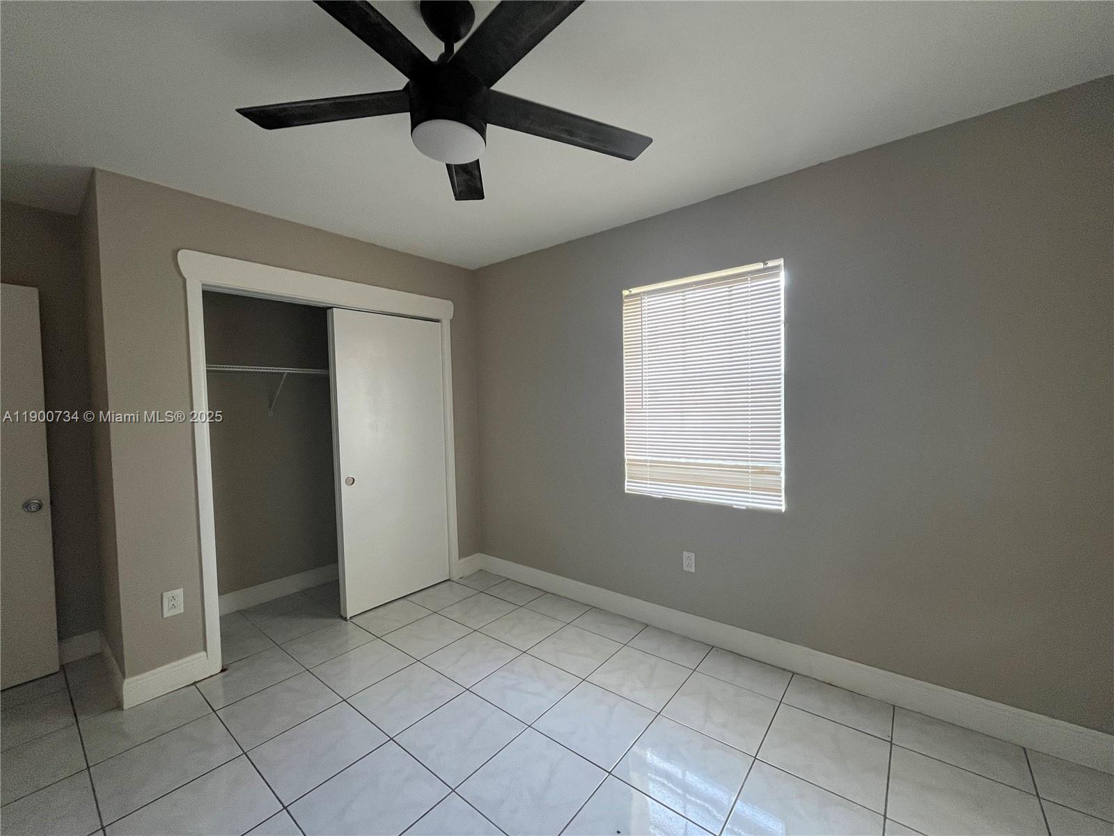 See details   /   sq. ft. $ 2025-10-22 0 Photo