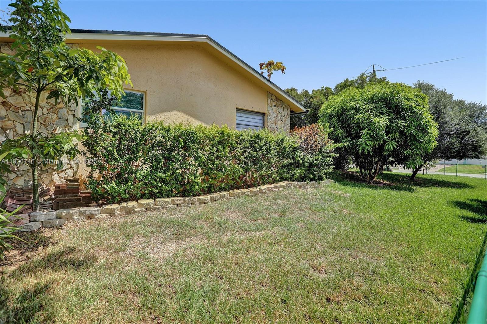 Ver detalles   /  2401 sq. ft. $ 2025-10-22 0 foto