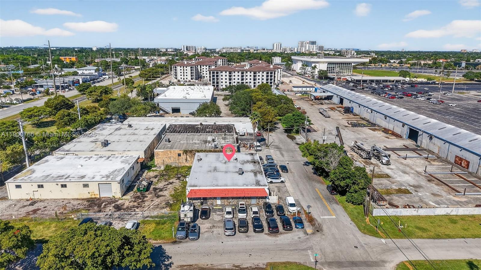 See details 115, 501, 503 / sq. ft. $ 2025-10-22 0 Photo