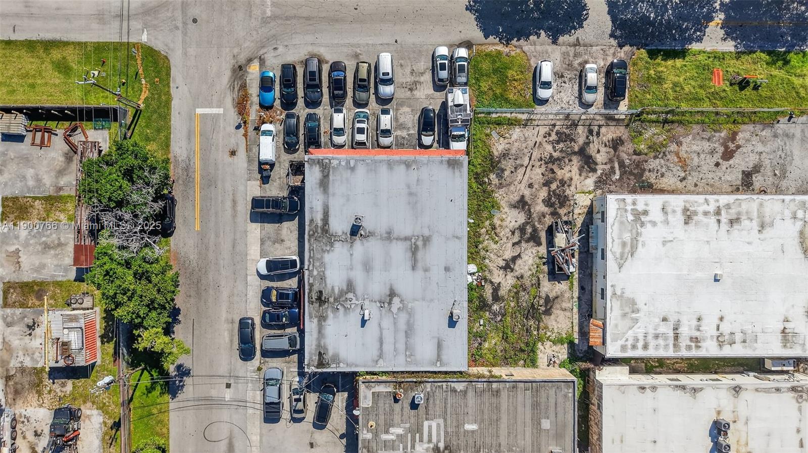 See details 115, 501, 503 / sq. ft. $ 2025-10-22 0 Photo