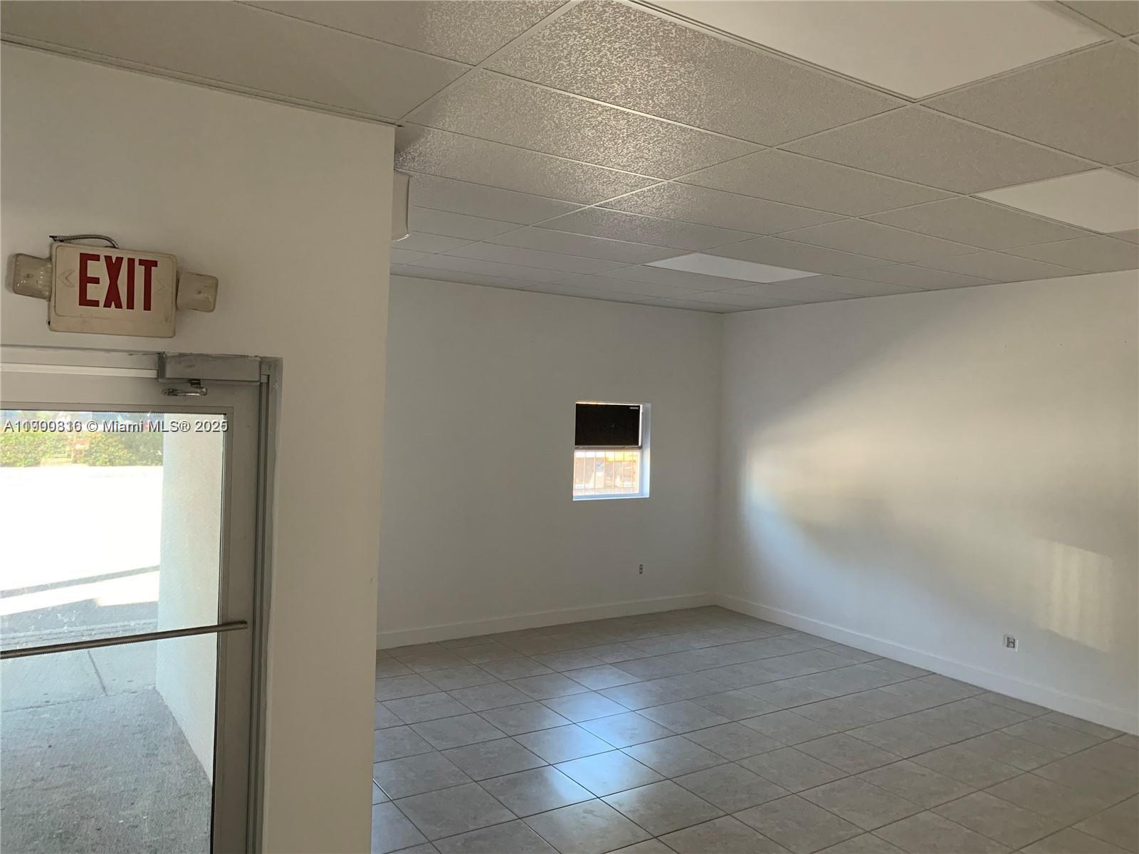 See details   /   sq. ft. $ 2025-10-22 0 Photo