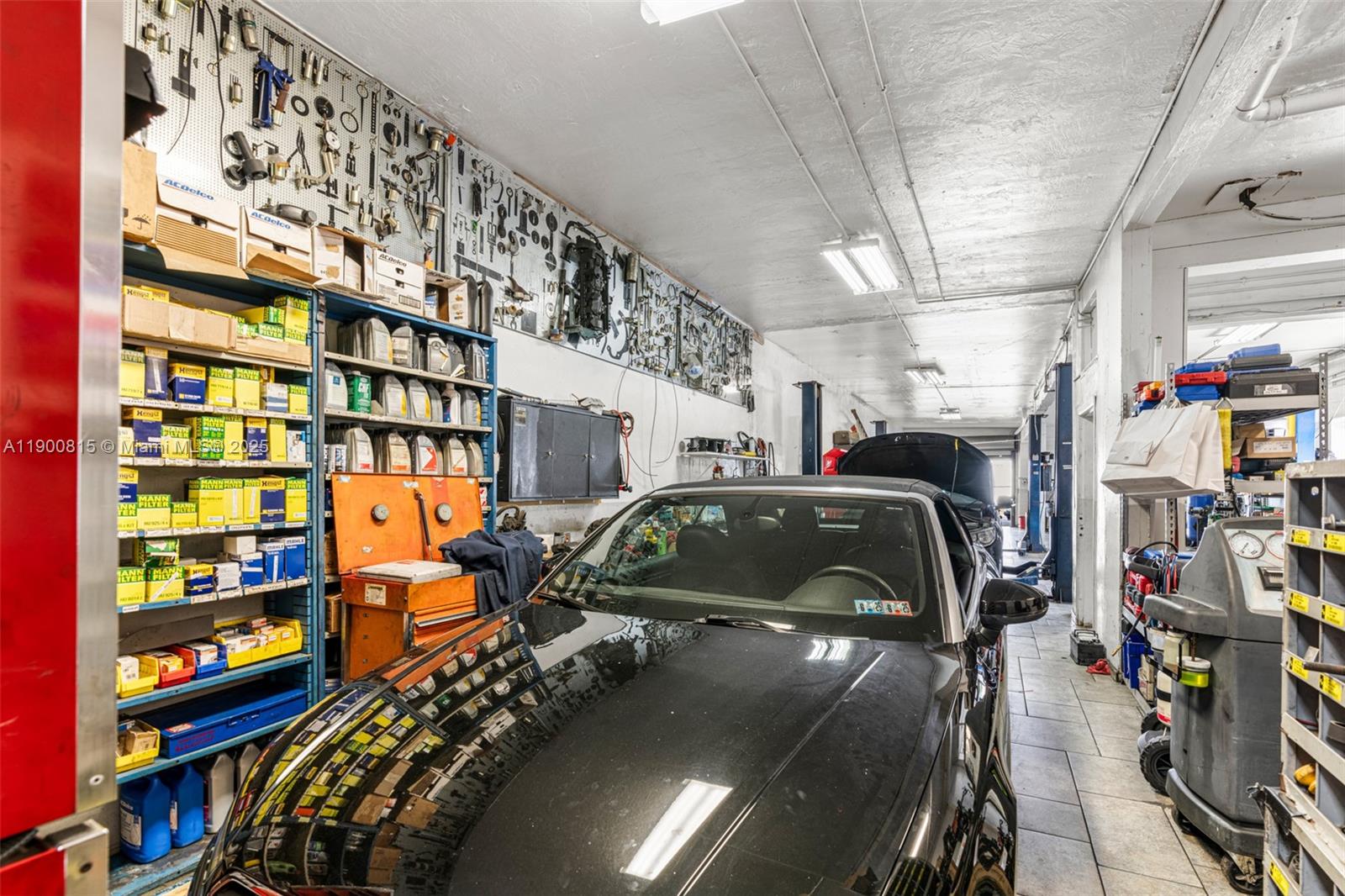 Ver detalles / sq. ft. $ 2025-10-22 0 foto