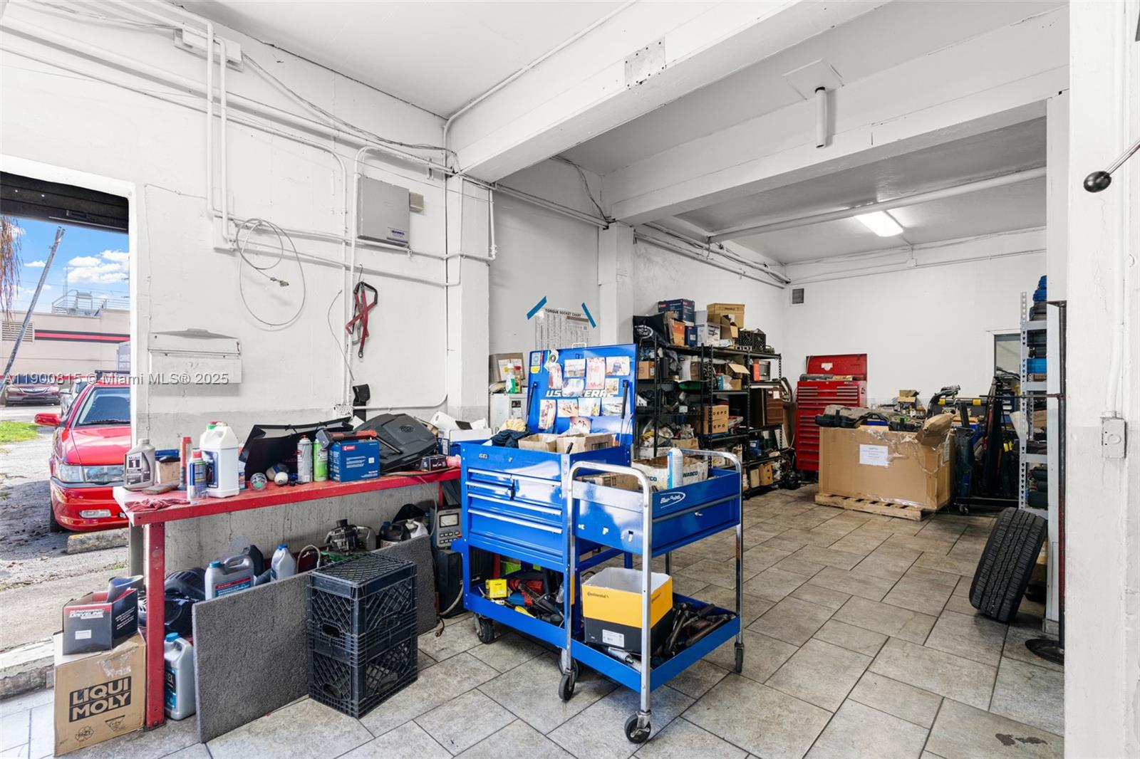 Ver detalles / sq. ft. $ 2025-10-22 0 foto