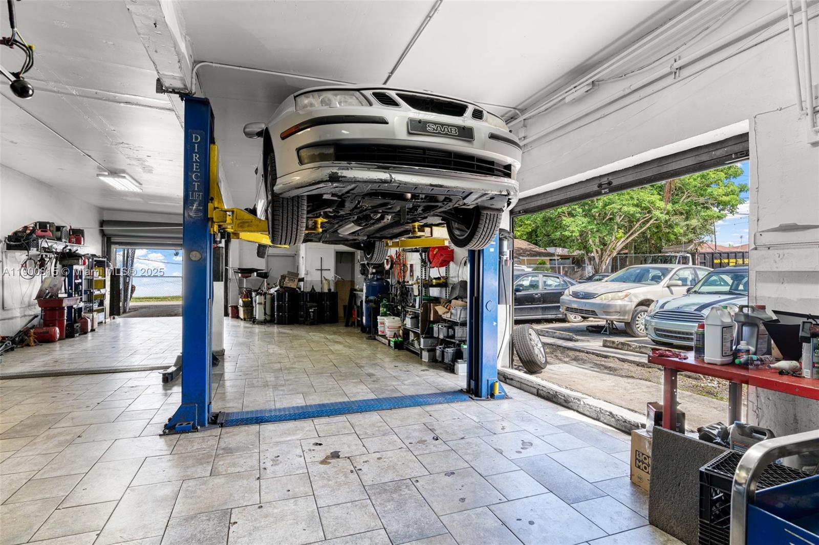 Ver detalles / sq. ft. $ 2025-10-22 0 foto