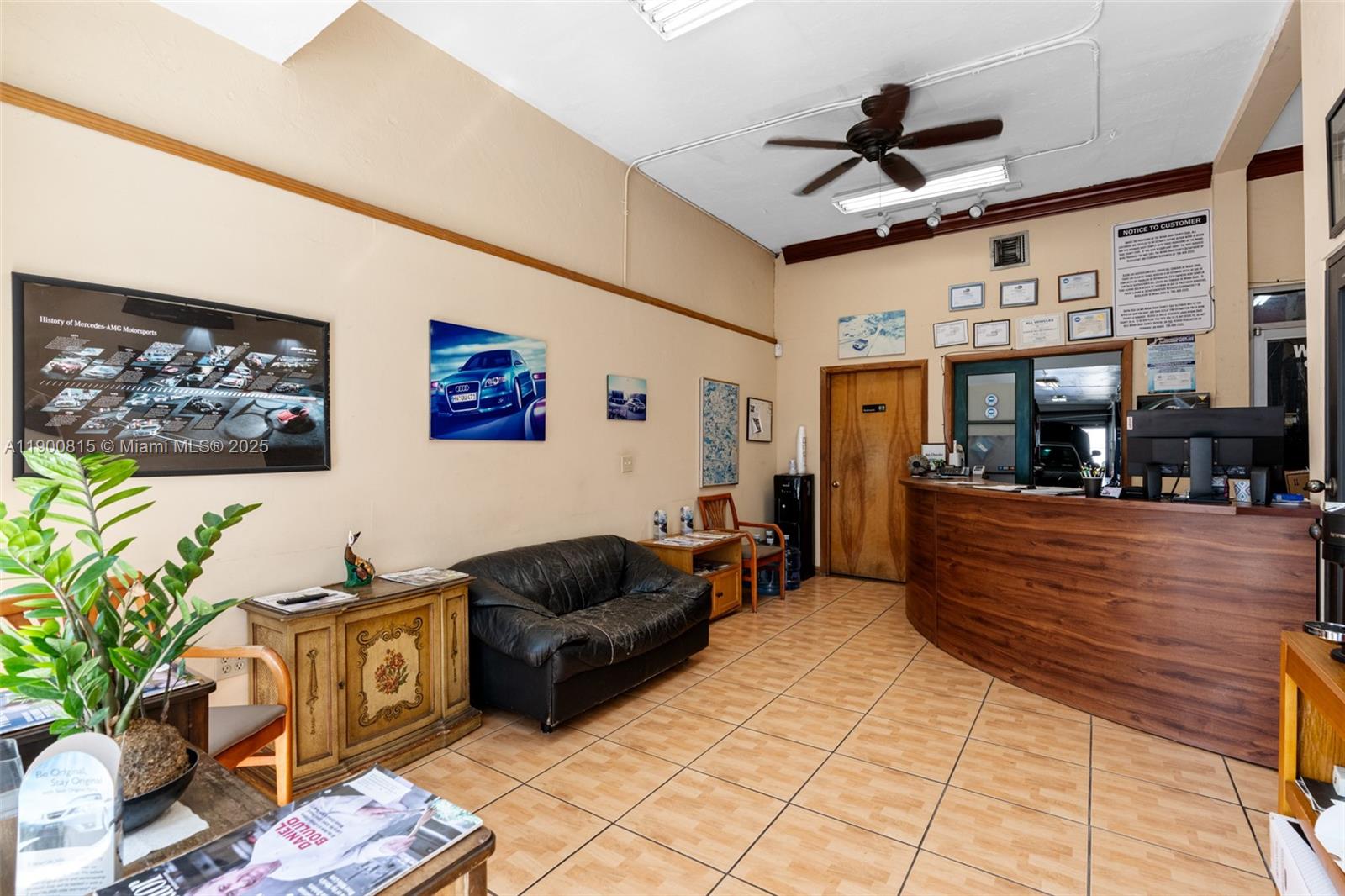 Ver detalles / sq. ft. $ 2025-10-22 0 foto