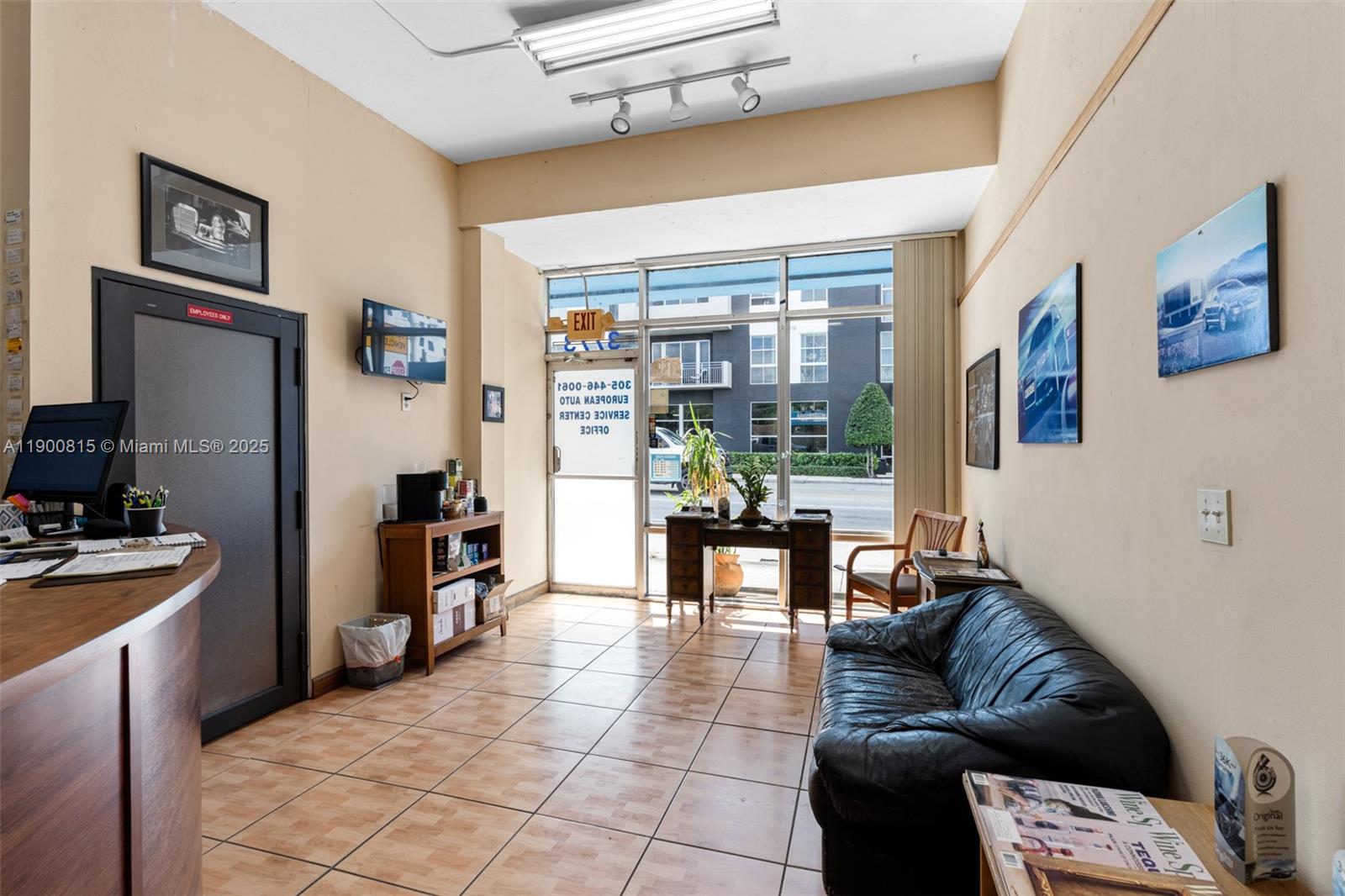 Ver detalles / sq. ft. $ 2025-10-22 0 foto