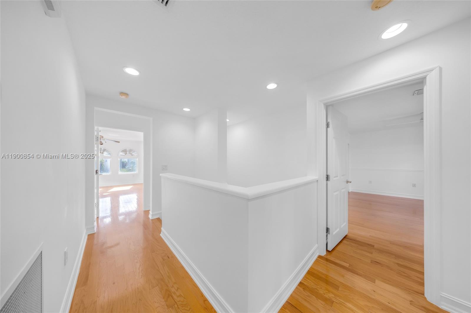 Photo of 21025 31st Ave  (21025), Aventura, Florida, 33180 -