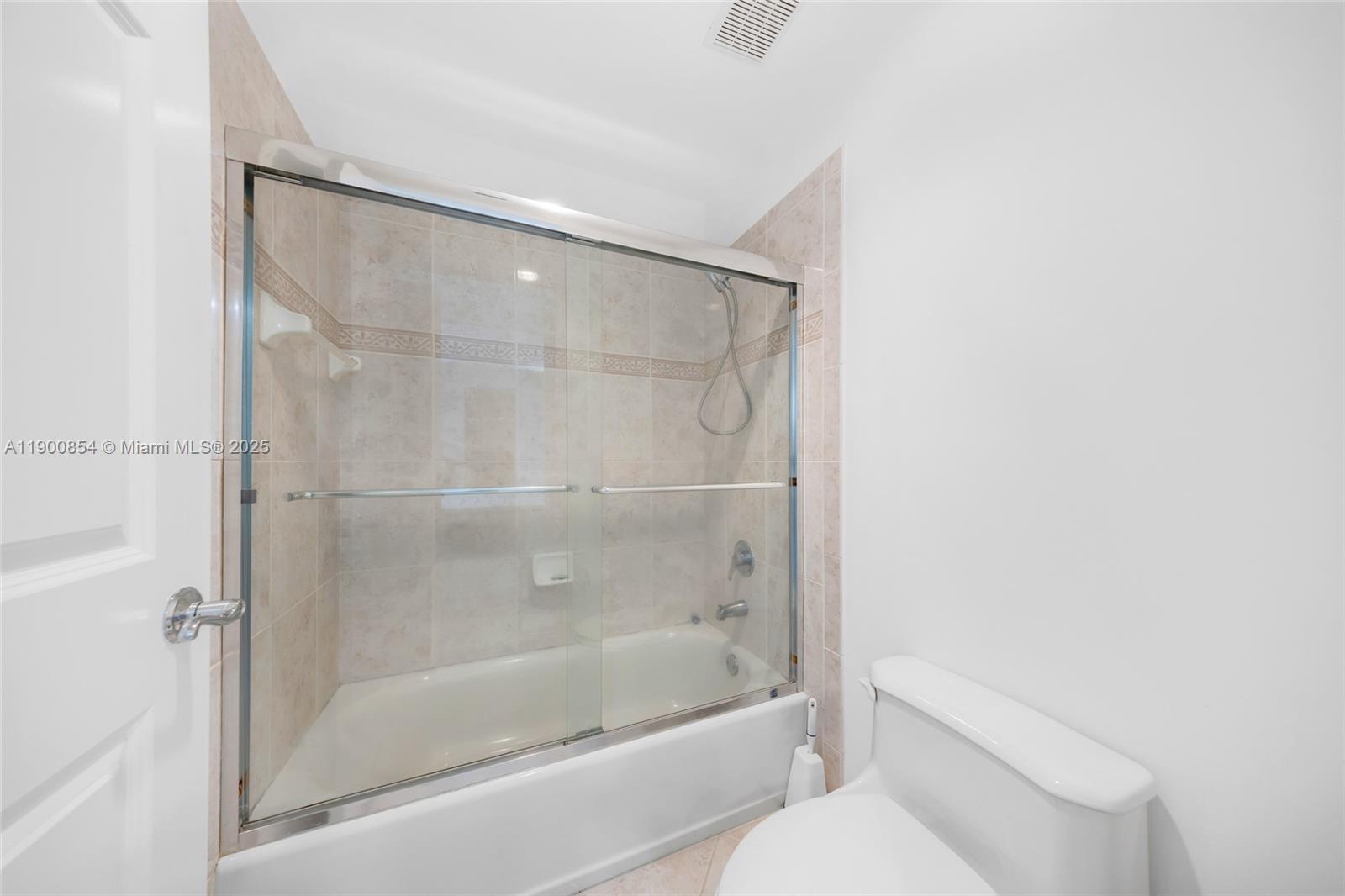 Photo of 21025 31st Ave  (21025), Aventura, Florida, 33180 -