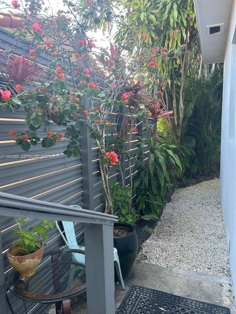 Ver detalles / 1700 sq. ft. $ 2025-10-22 0 foto