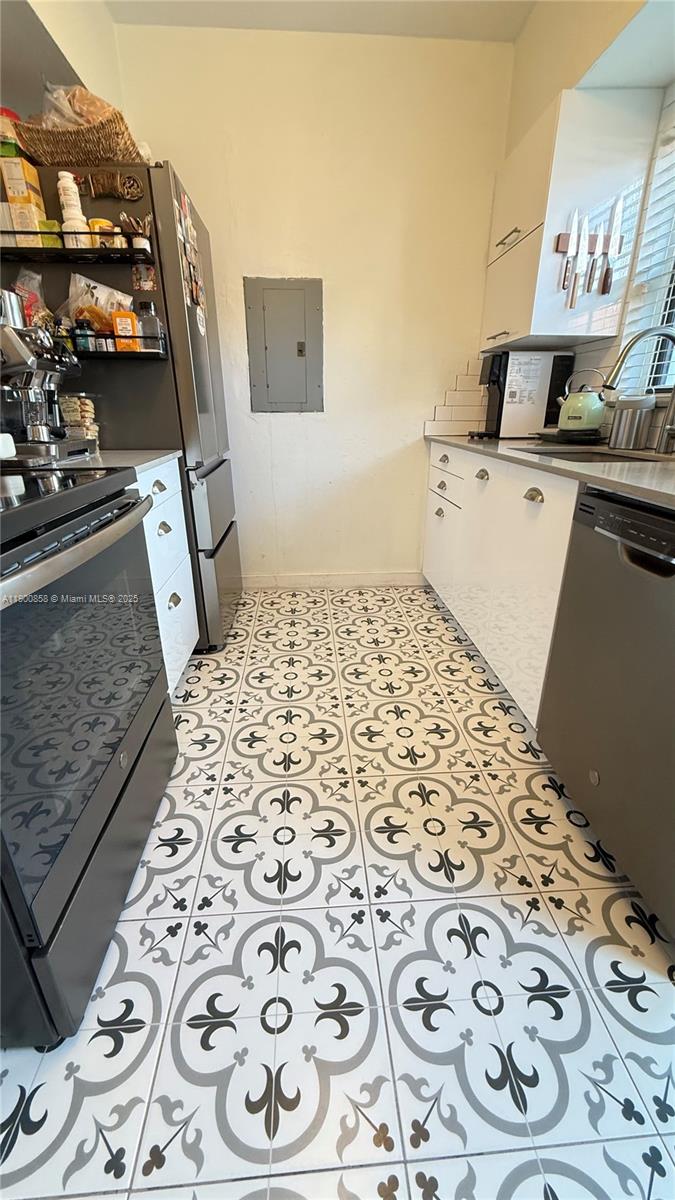 Подробнее   /  1700 кв.футов $ 2025-10-22 0 Фото