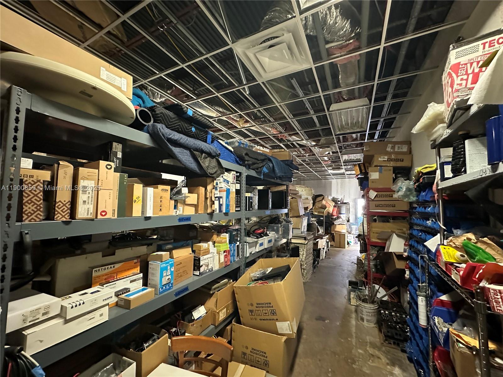   /   sq. ft. $ 2025-10-22 0 Photo