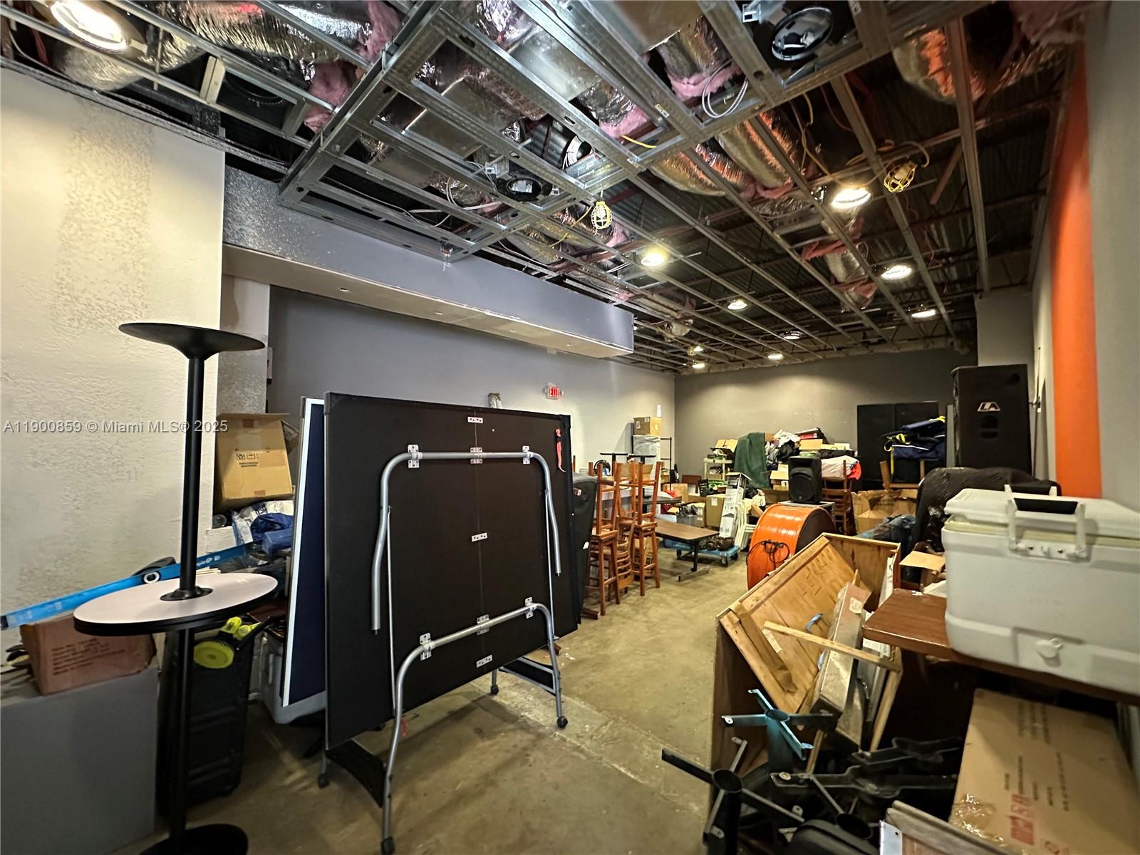   /   sq. ft. $ 2025-10-22 0 Photo