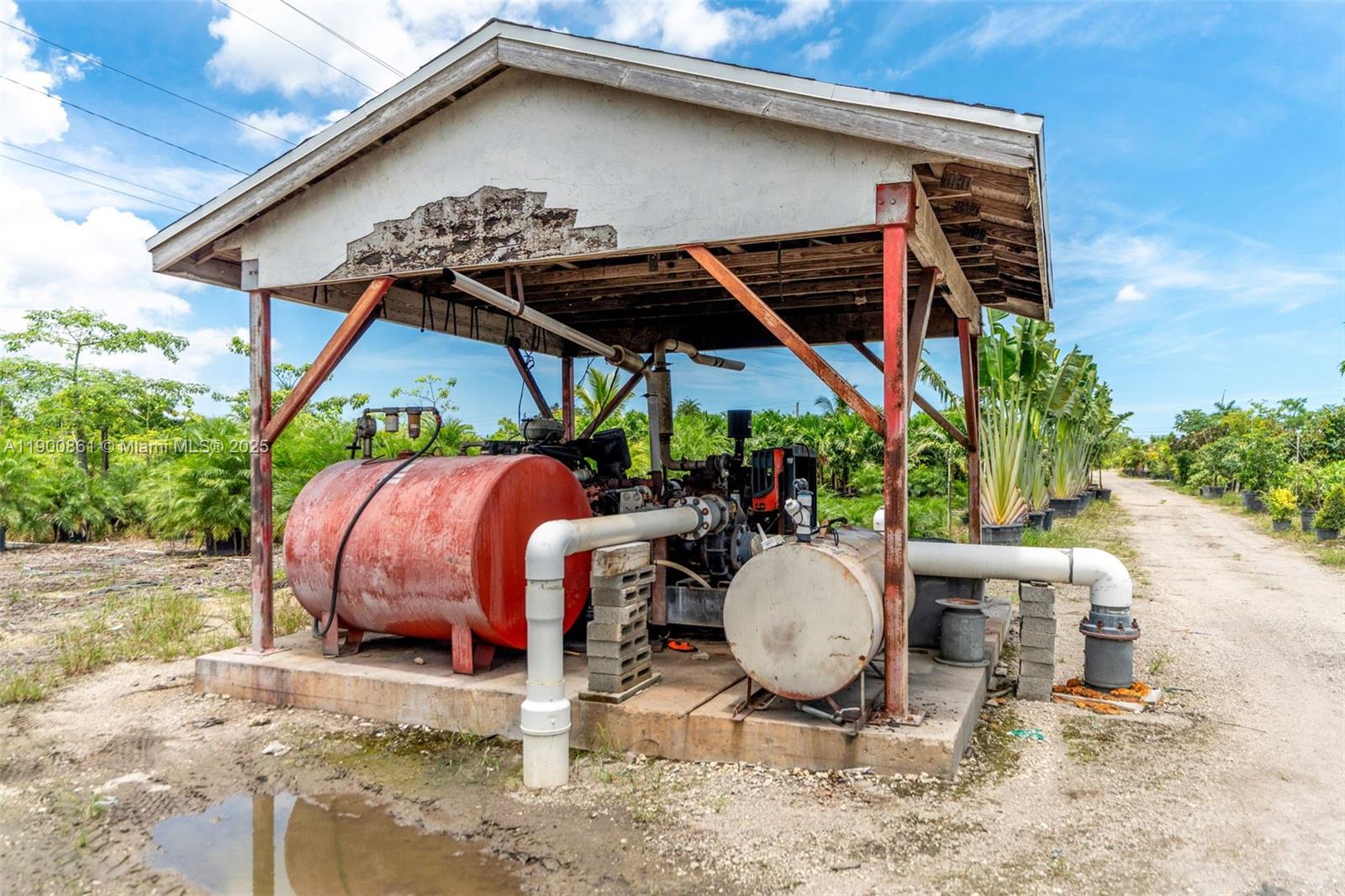 Подробнее / кв.футов $ 2025-10-22 0 Фото