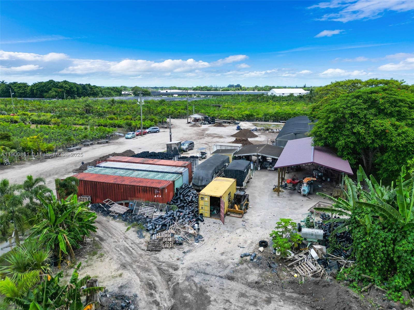 Подробнее / кв.футов $ 2025-10-22 0 Фото