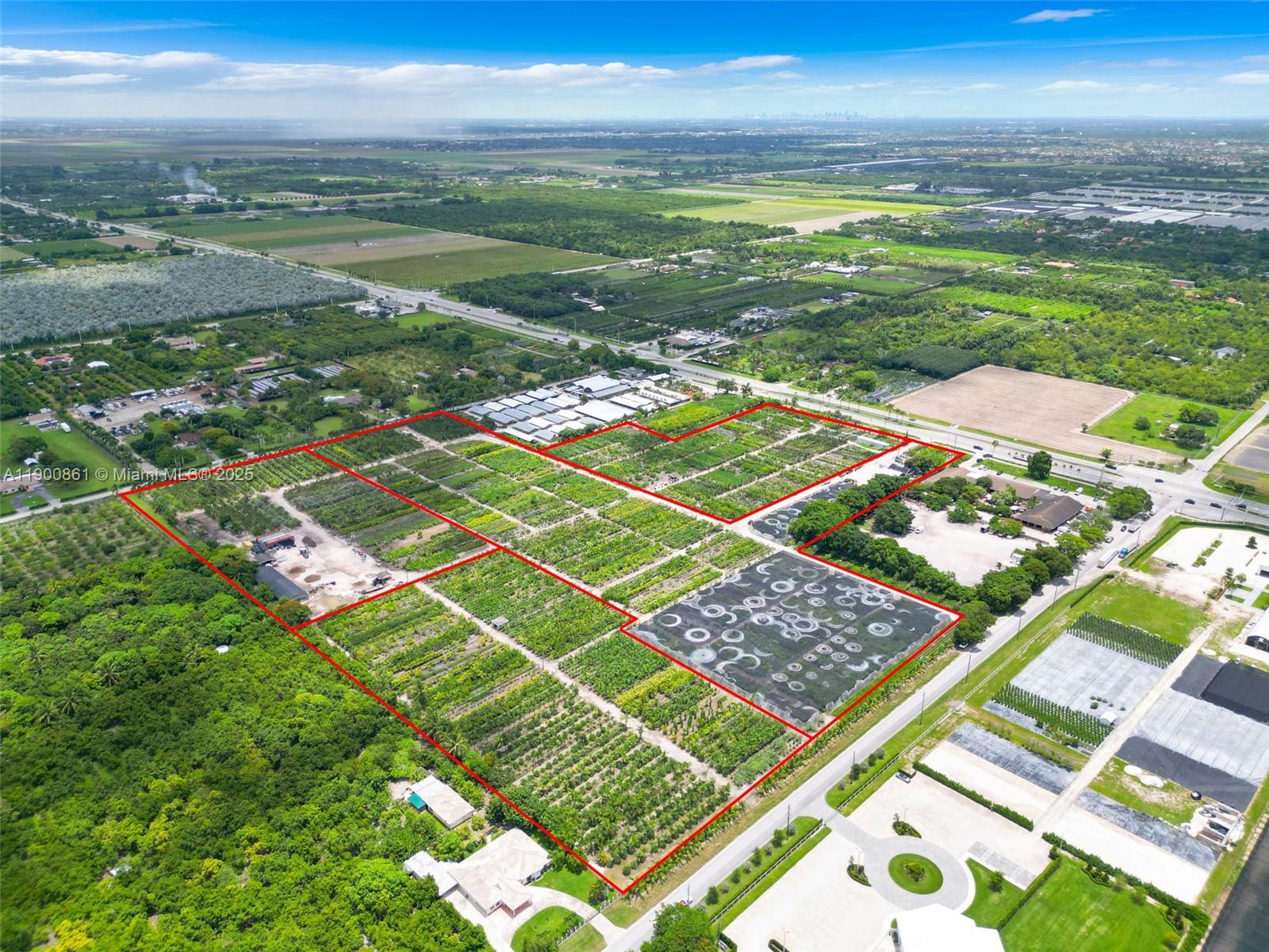 Подробнее / кв.футов $ 2025-10-22 0 Фото