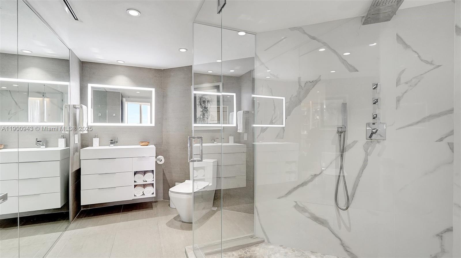 See details 905 2 / 2 1607 sq. ft. $ 2025-10-22 0 Photo