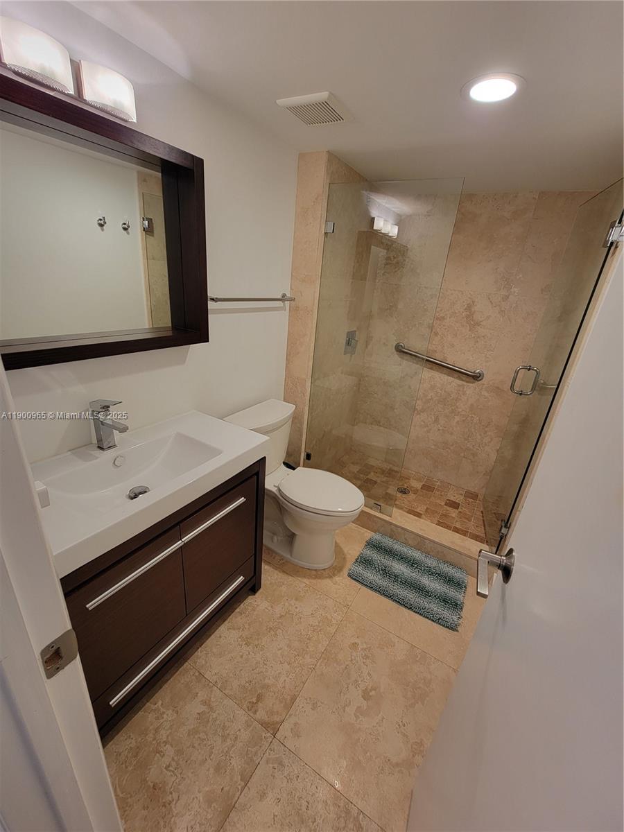 Photo of 20379 Country Club Dr  #539, Aventura, Florida, 33180 -