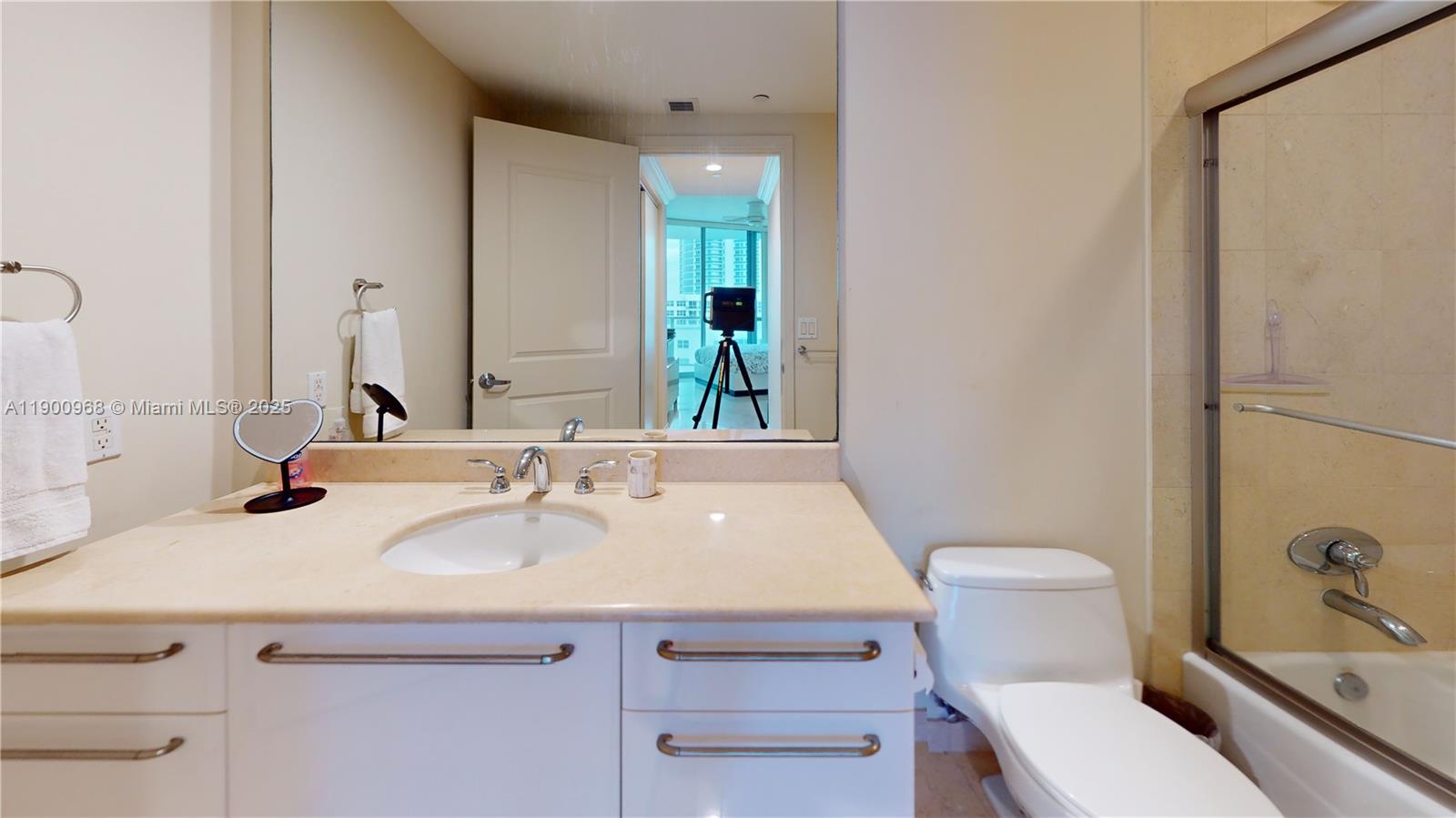 Photo of 3101 Ocean Dr  #1705, Hollywood, Florida, 33019 -