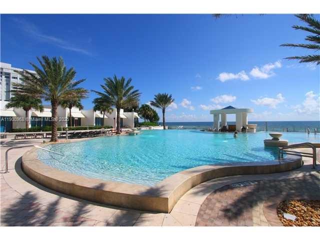 Photo of 3101 Ocean Dr  #1705, Hollywood, Florida, 33019 -