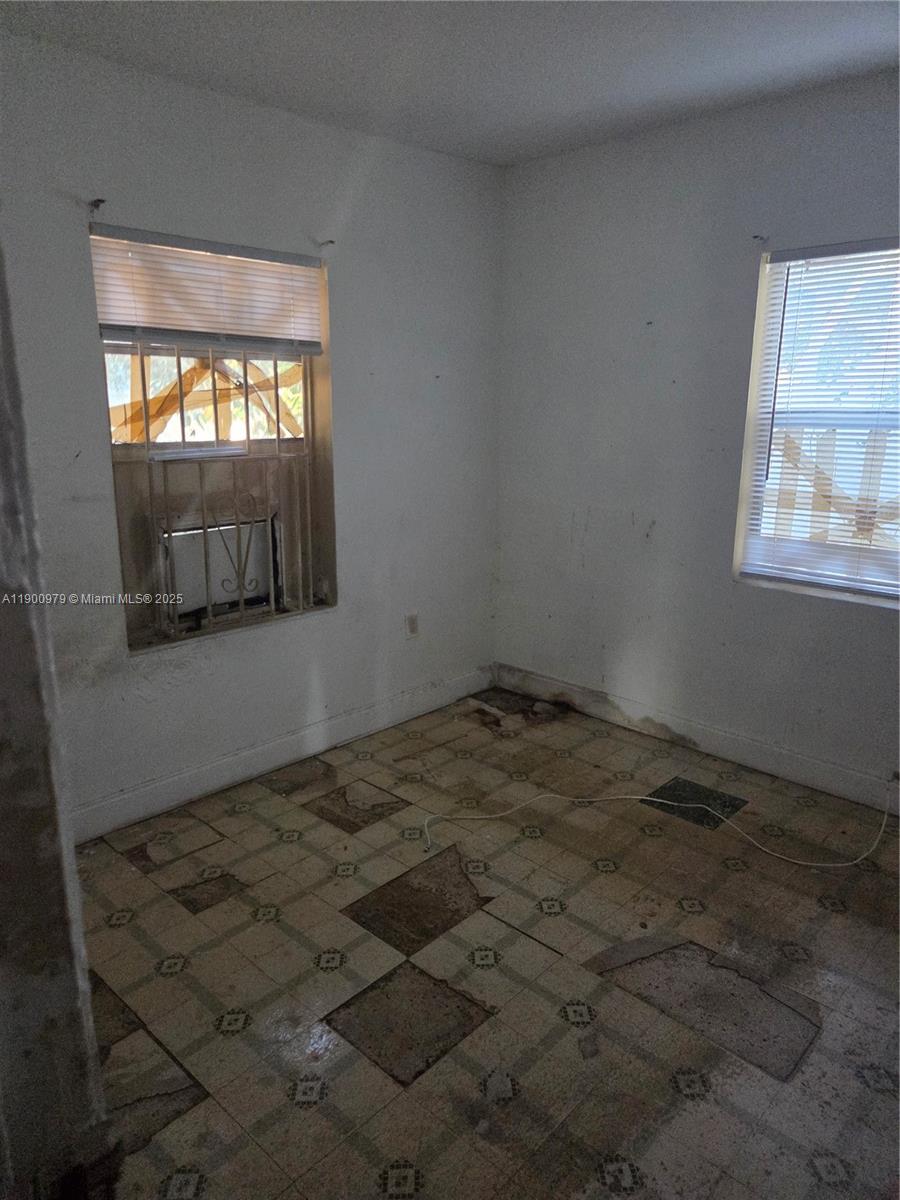 See details 763 2 / 1 1110 sq. ft. $ 2025-10-22 0 Photo