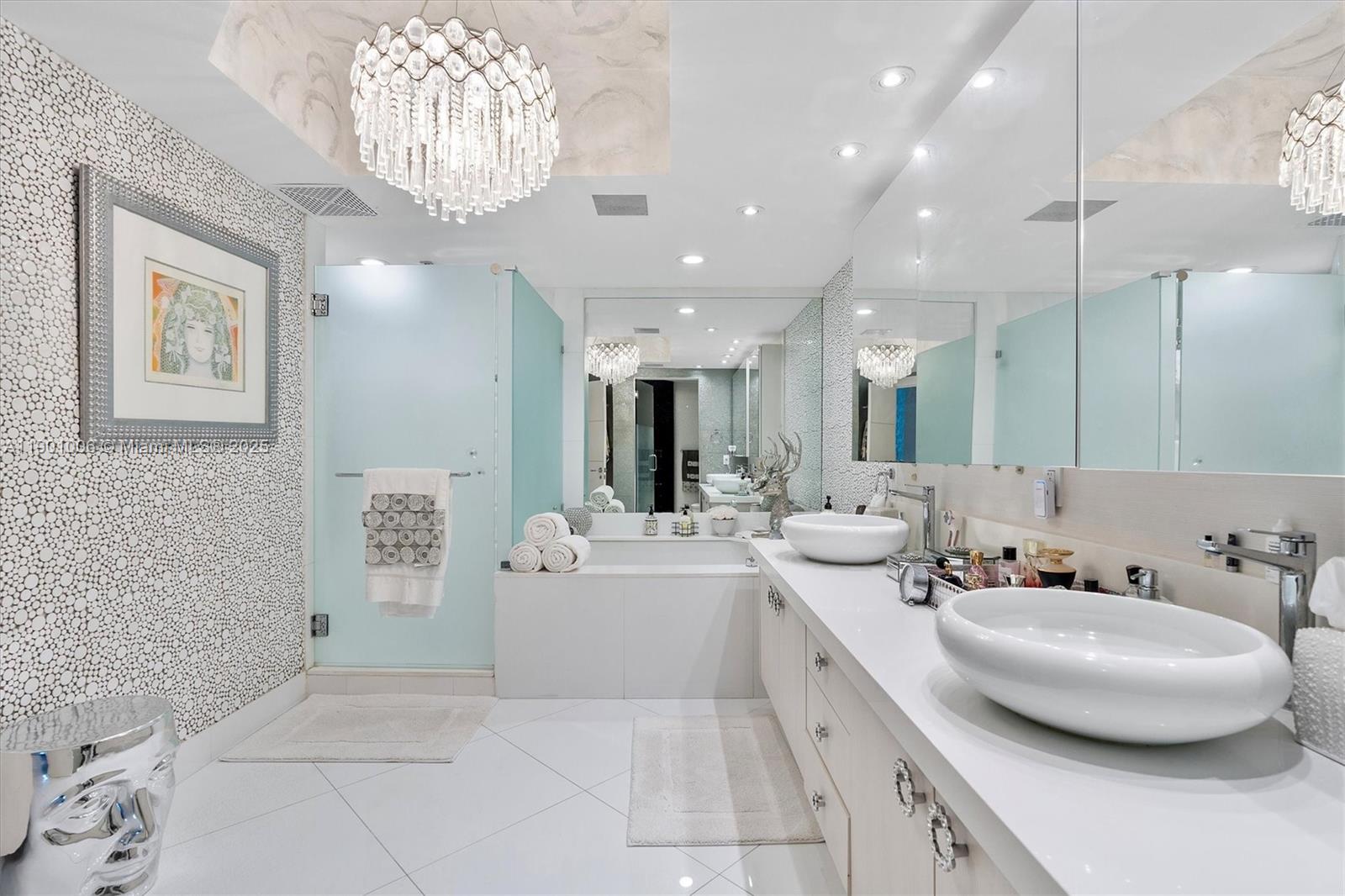 Photo of 2711 Ocean Dr  #1202, Hollywood, Florida, 33019 - 