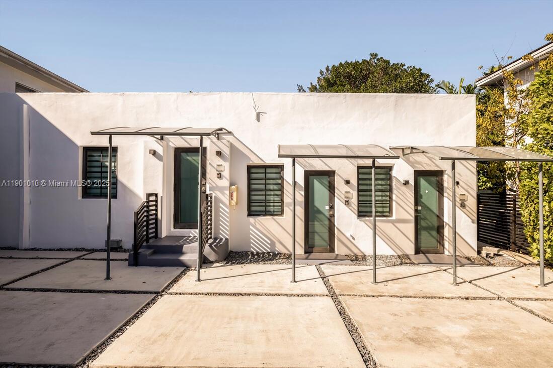 Ver detalles   /  3040 sq. ft. $ 2025-10-22 0 foto