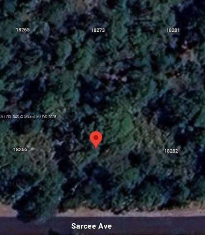   /   кв.футов $ 2025-10-22 0 Фото