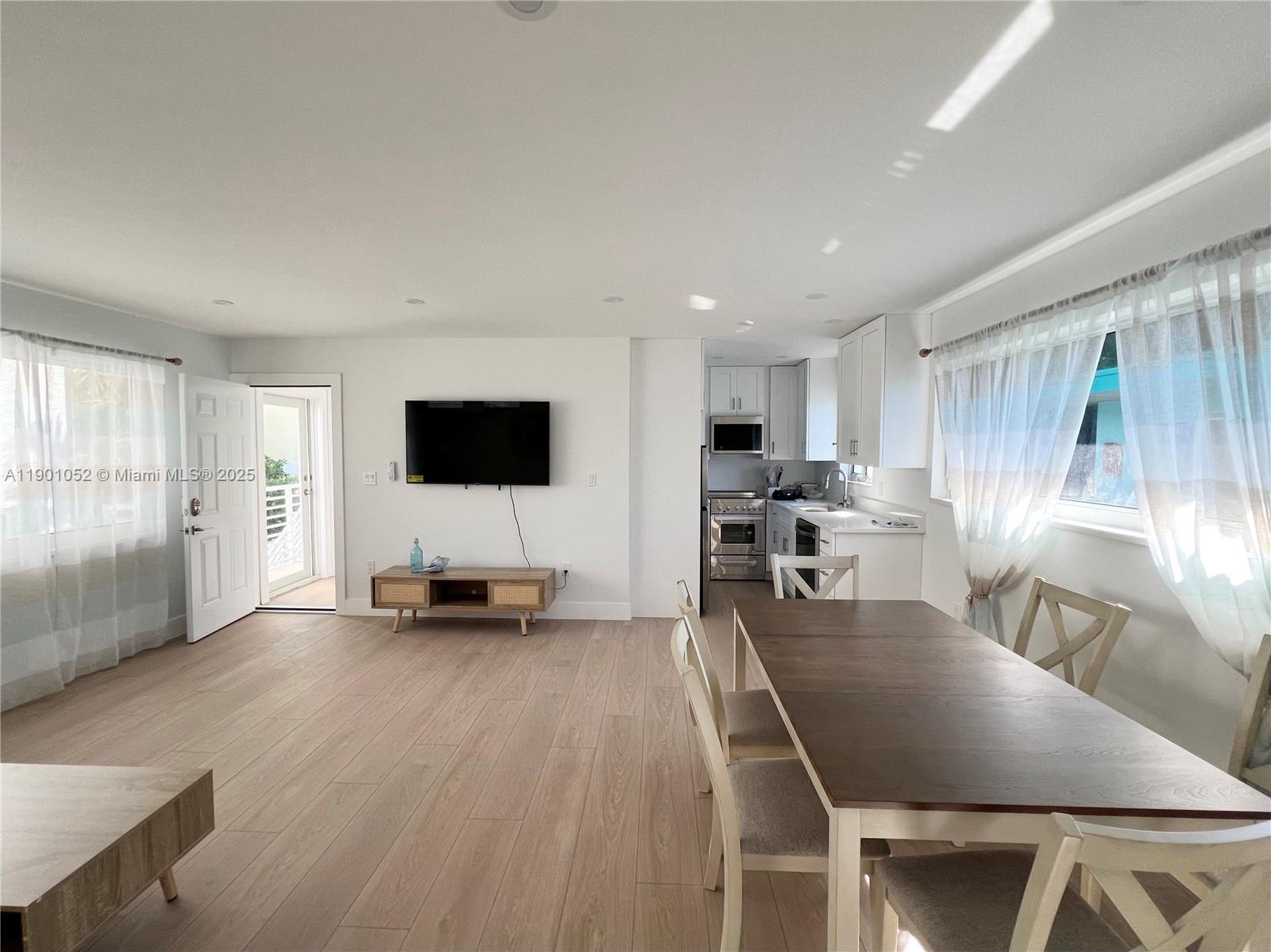 Ver detalles   /  1760 sq. ft. $ 2025-10-22 0 foto