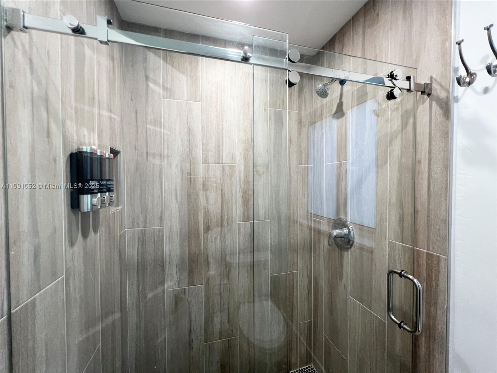 Ver detalles   /  1760 sq. ft. $ 2025-10-22 0 foto