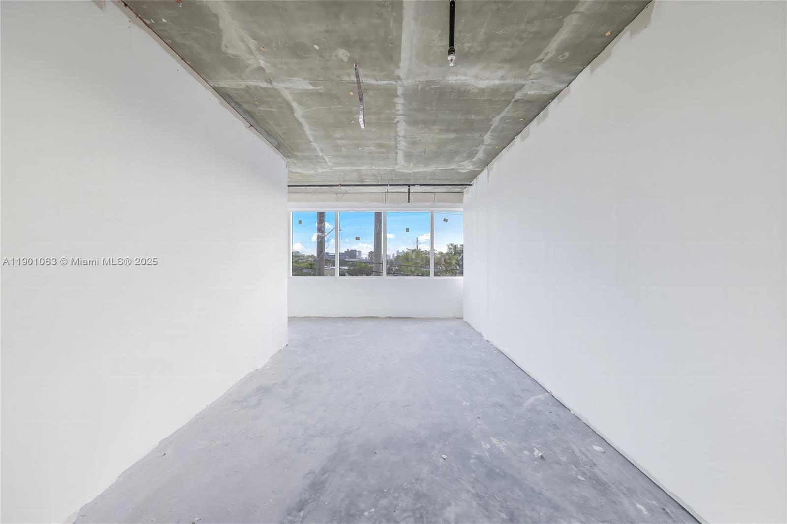 Подробнее #6 / кв.футов $ 2025-10-22 0 Фото