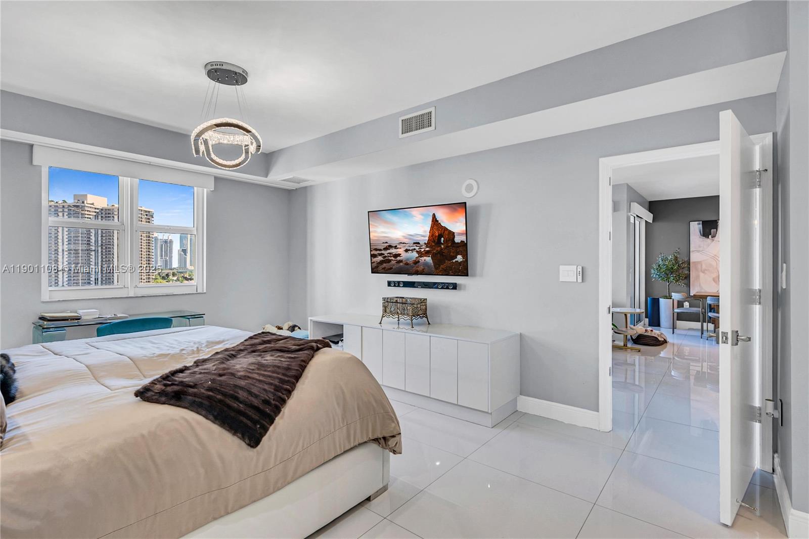 Photo of 19900 Country Club Dr  #1003, Aventura, Florida, 33180 - 