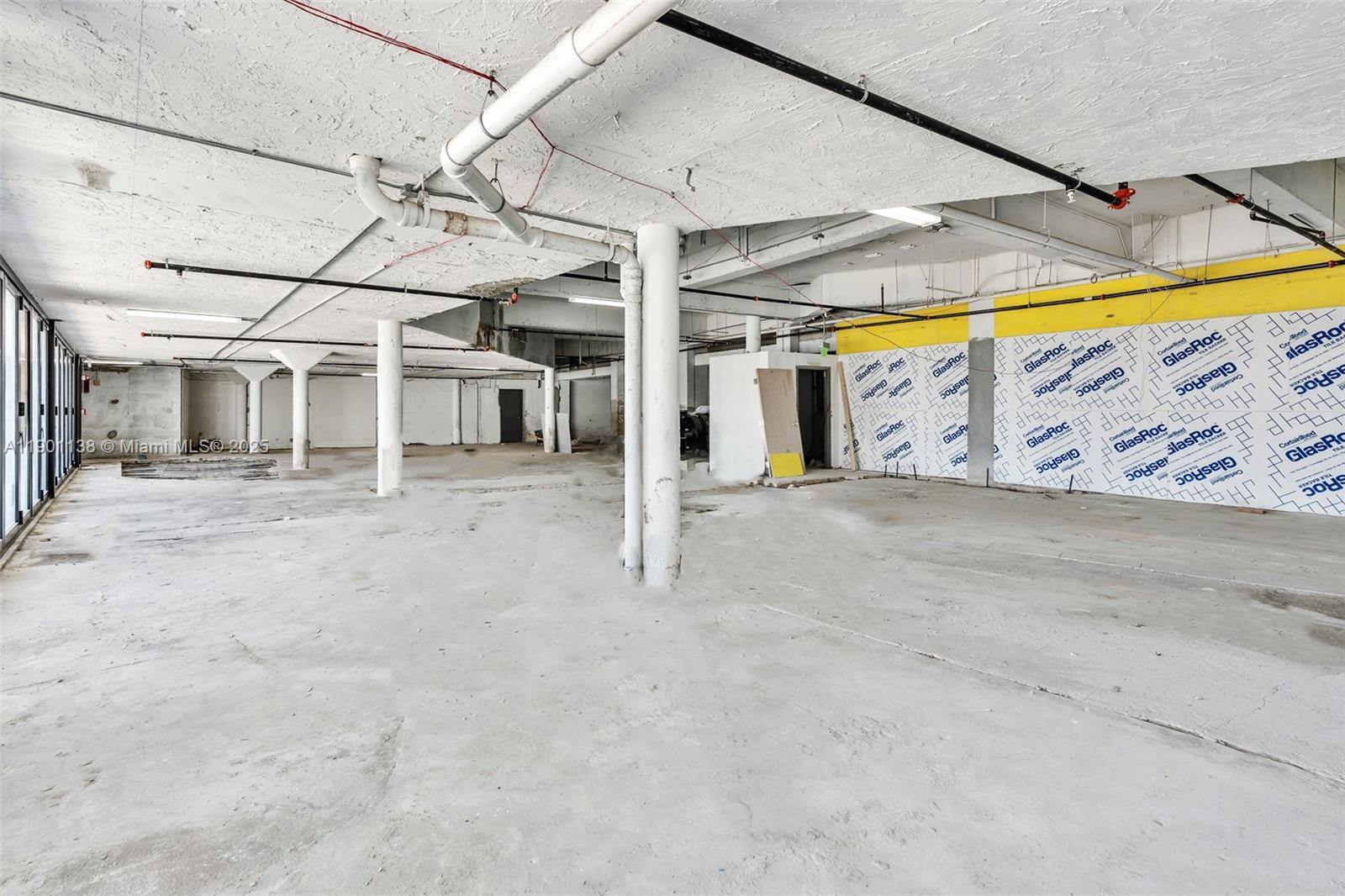 4C042  /   sq. ft. $ 2026-01-26 0 foto