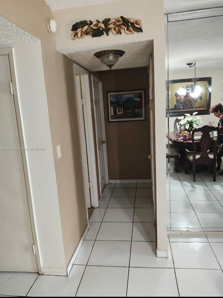 109-3 2 / 2 1315 sq. ft. $ 2025-10-22 0 Photo