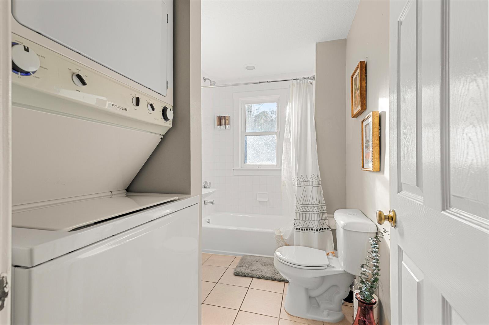 Ver detalles / 5 3643 sq. ft. $ 2025-11-07 0 foto