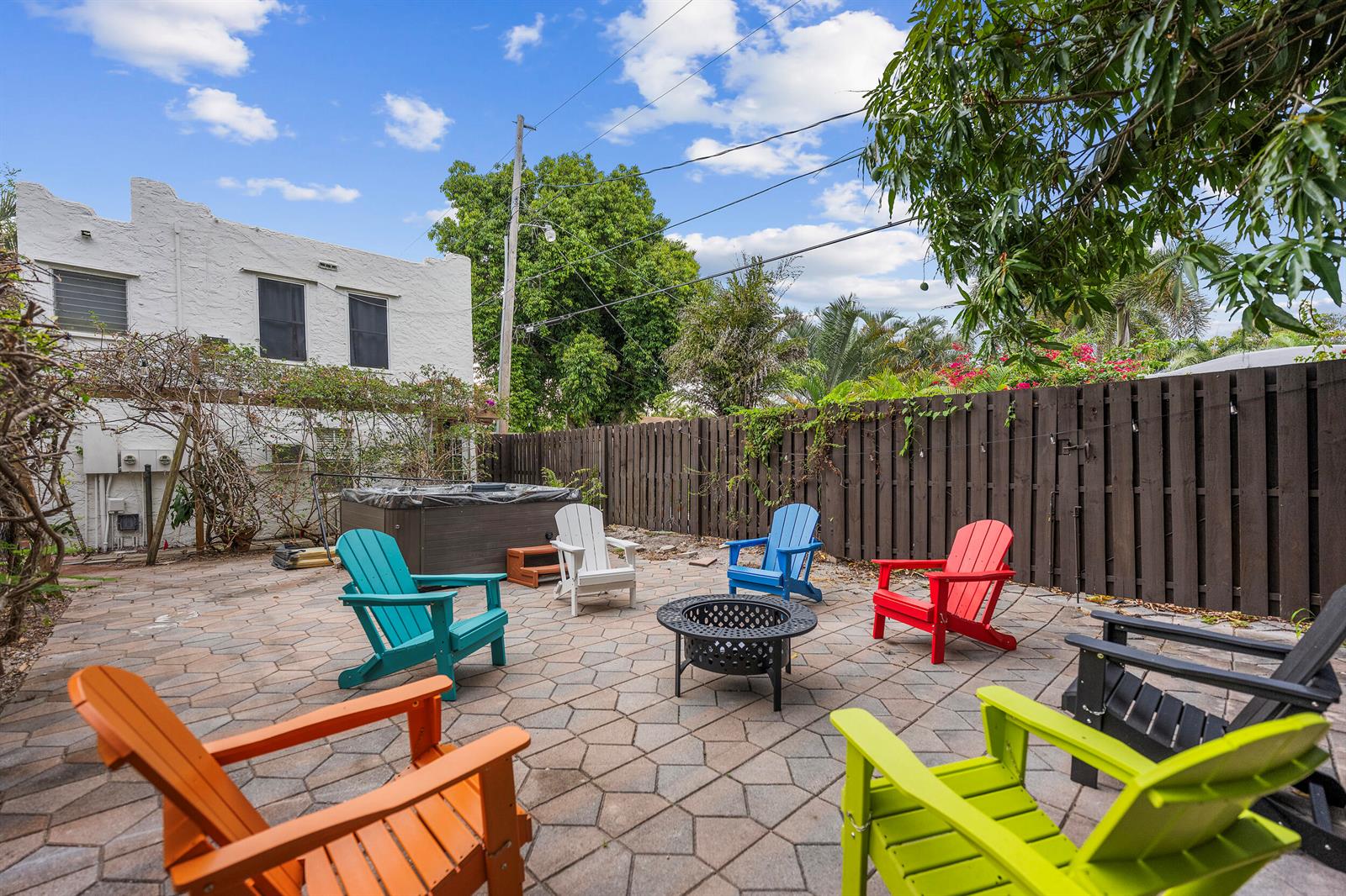 Ver detalles / 5 3643 sq. ft. $ 2025-11-07 0 foto